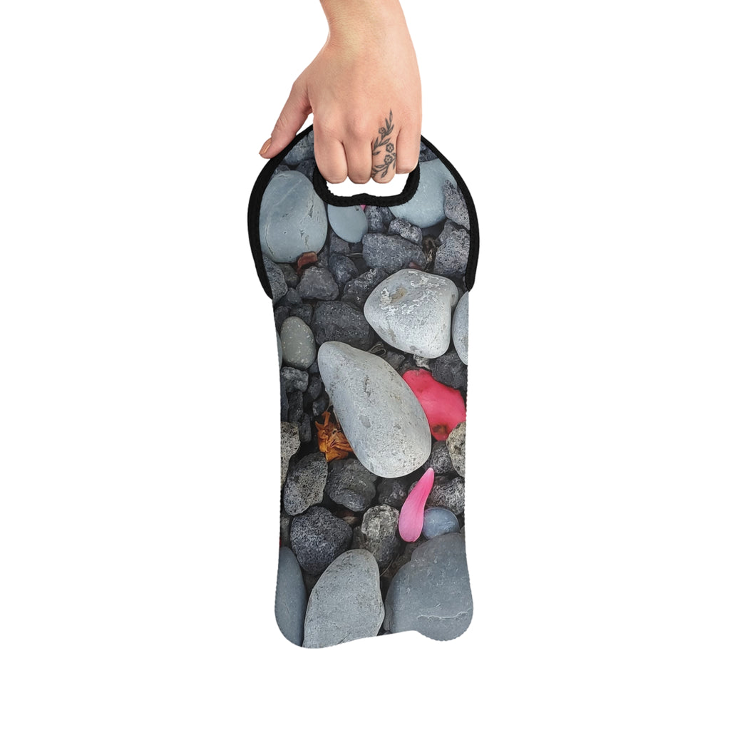 Bolsa para Botellas de Vino de Neopreno con diseño de Piedras de Pebble Beach y Pétalos Rosados