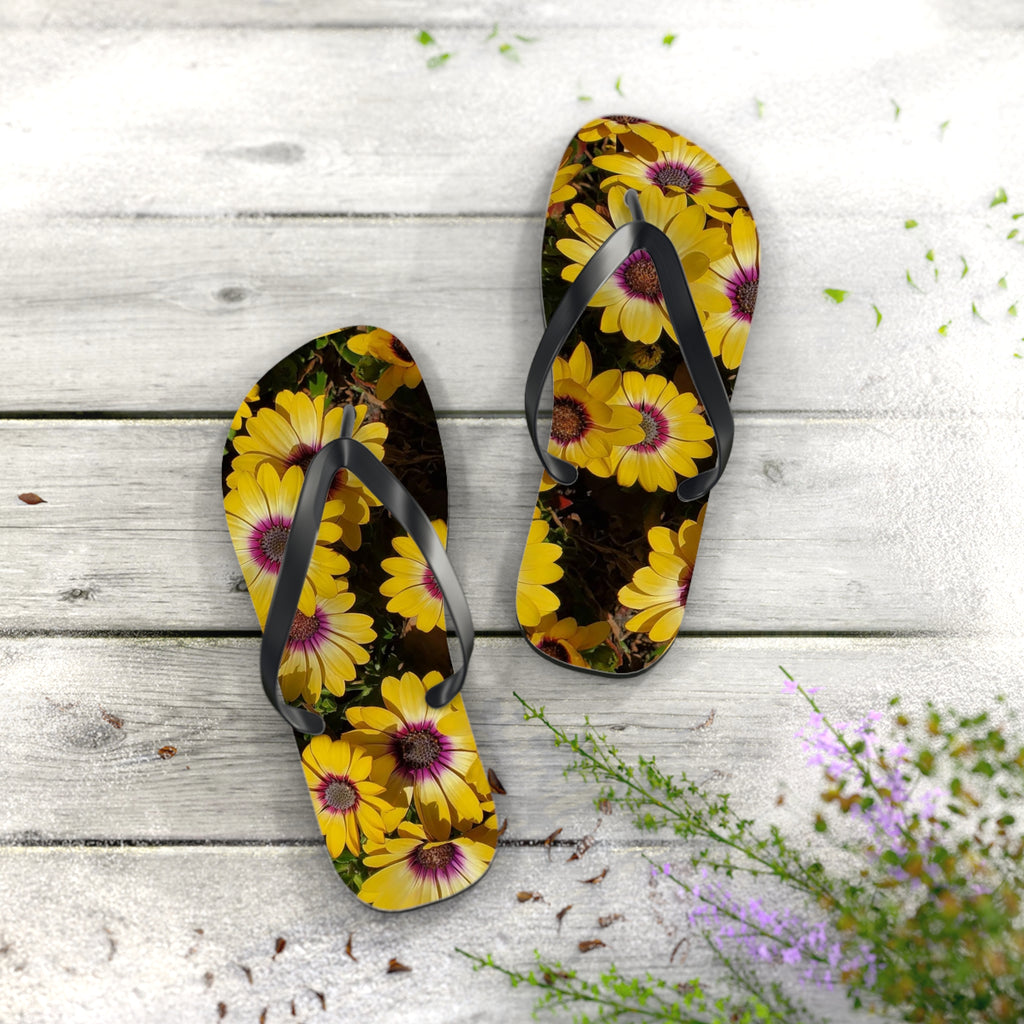 Chanclas amarillas con margaritas - Sandalias florales de playa
