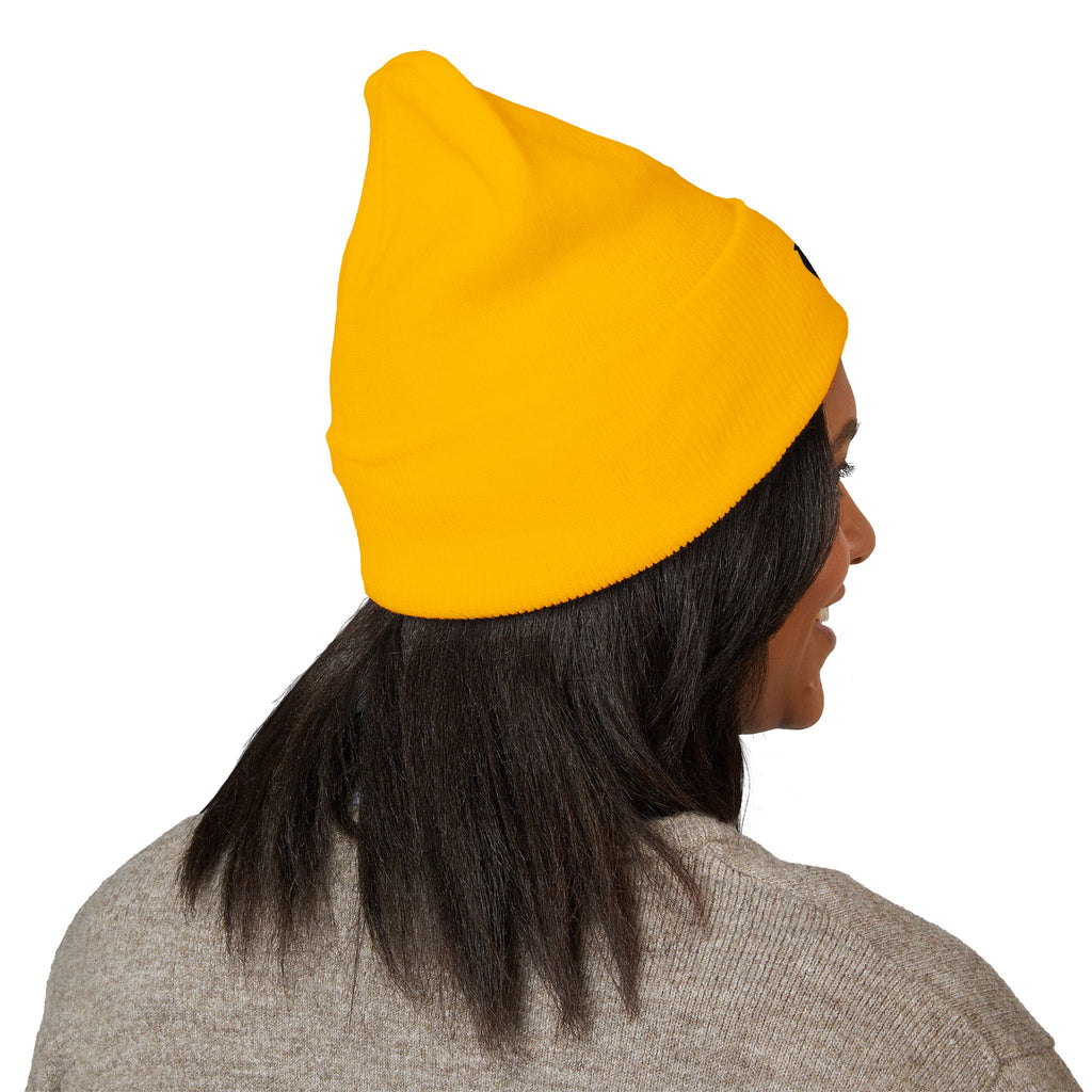 Gorro con puño y símbolo de reciclaje bordado